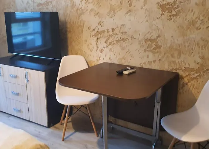 Colonel Apartment 954