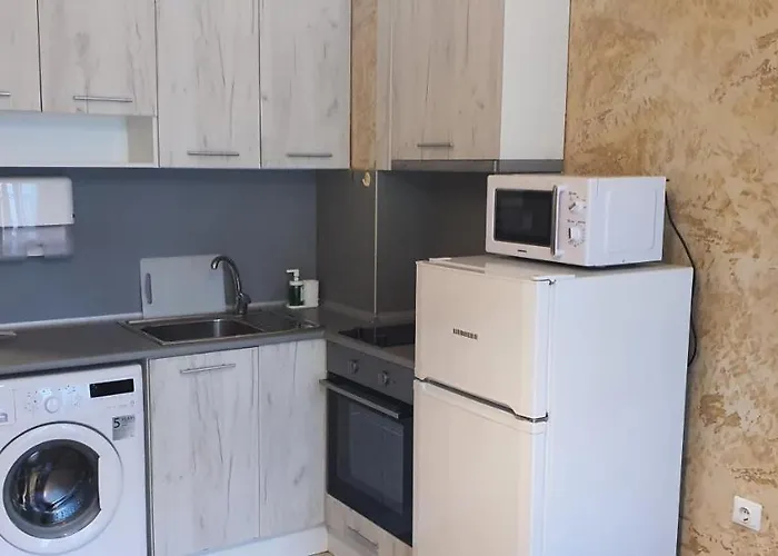 Colonel Apartment 954